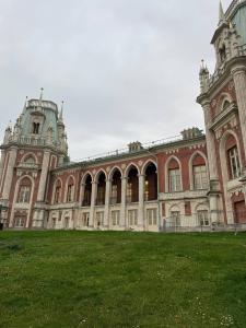Дворец Царицыно снаружи